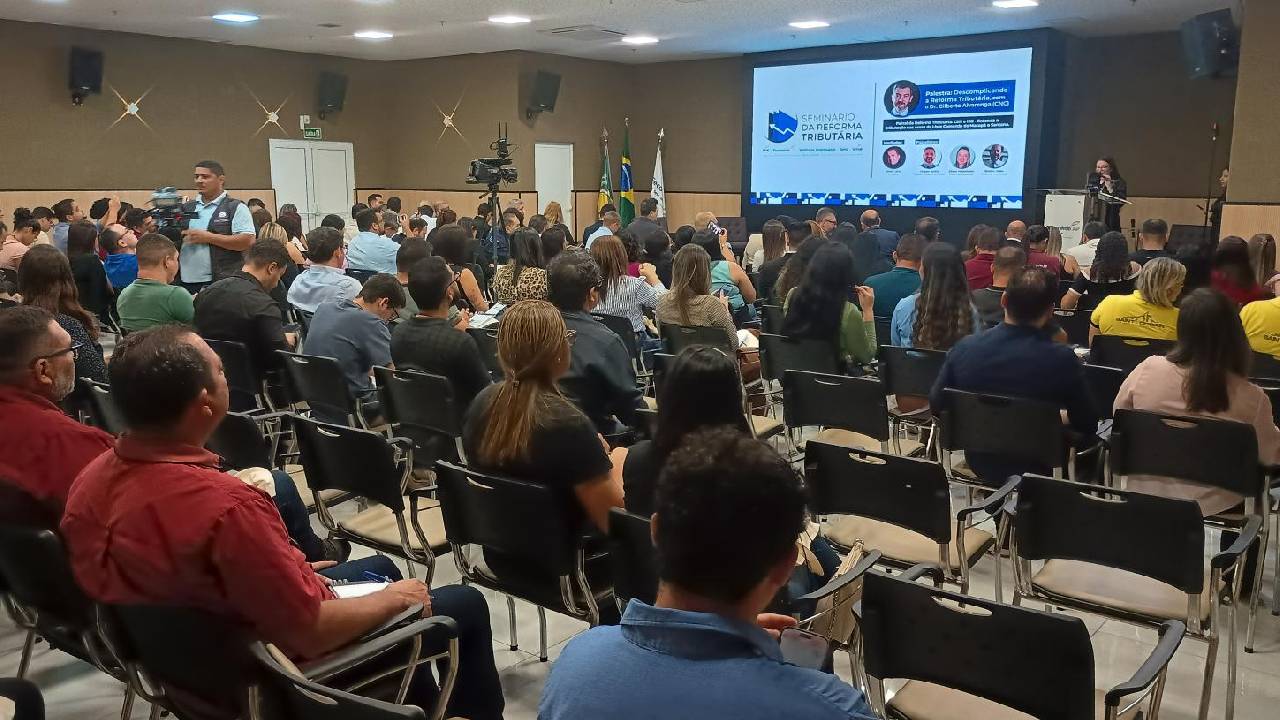 Fecomércio promoveu seminário para orientar empresários sobre nova fase da Reforma Tributária