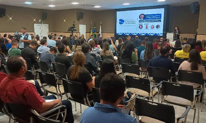 Fecomércio promoveu seminário para orientar empresários sobre nova fase da Reforma Tributária