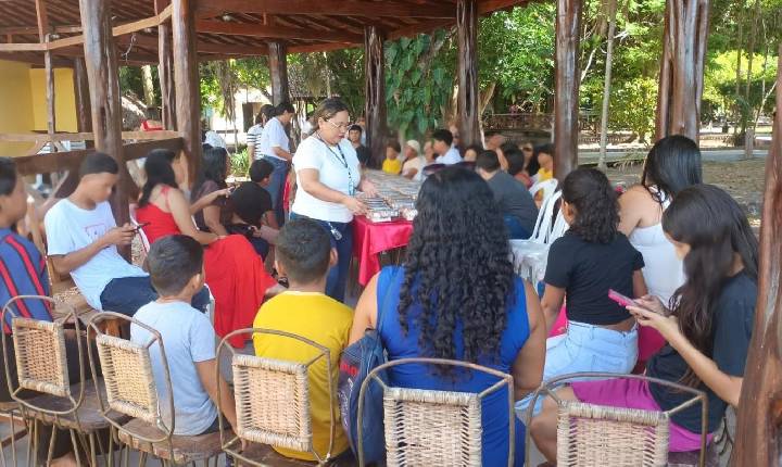 MP-AP encerra 2025 com ação natalina voltada a crianças atendidas pelo CAVINP