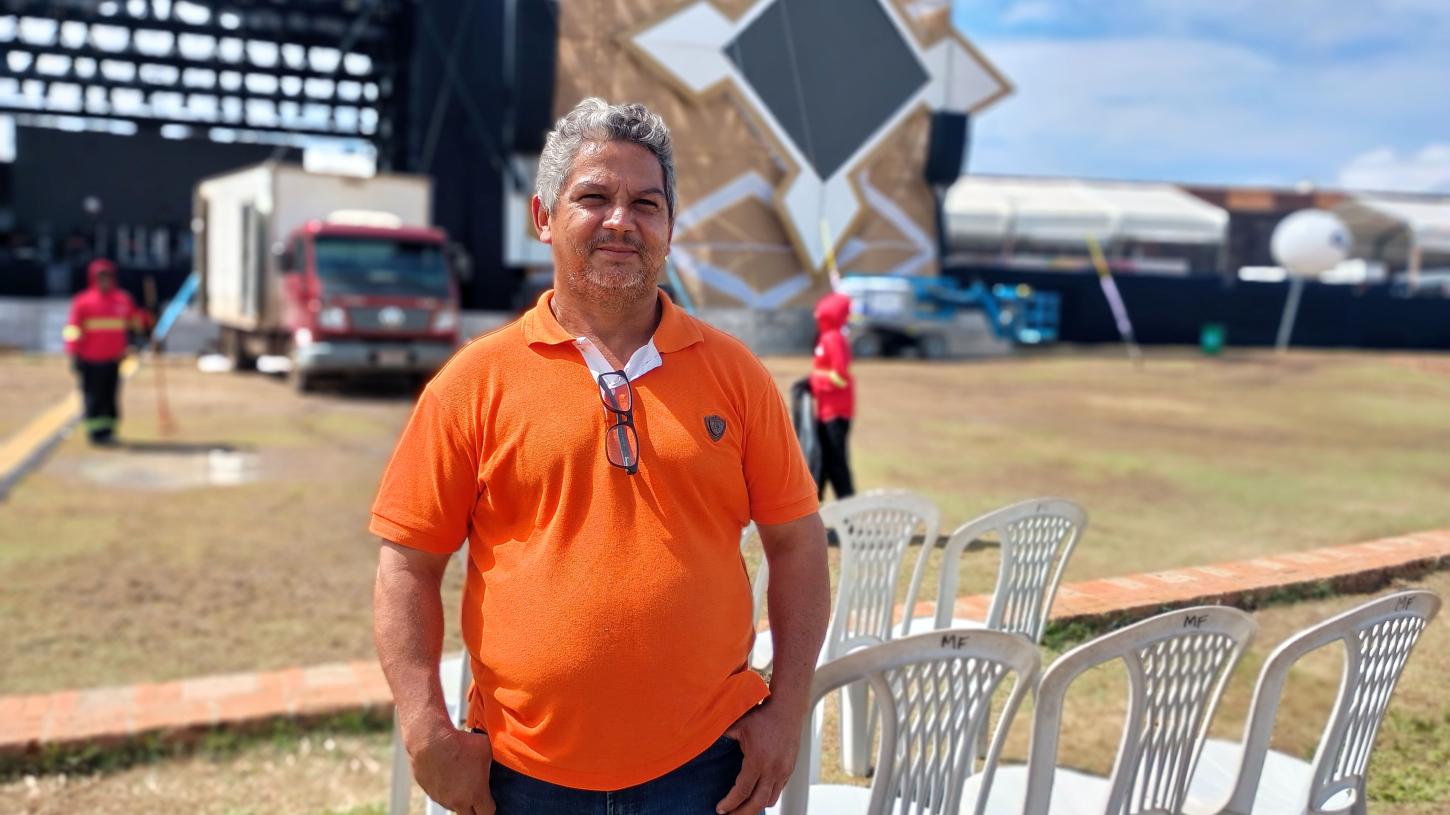 “Meus filhos estão ansiosos para ver o Alok de perto”, conta Raimundo Nonato, o primeiro fã a chegar no Réveillon do Amapá