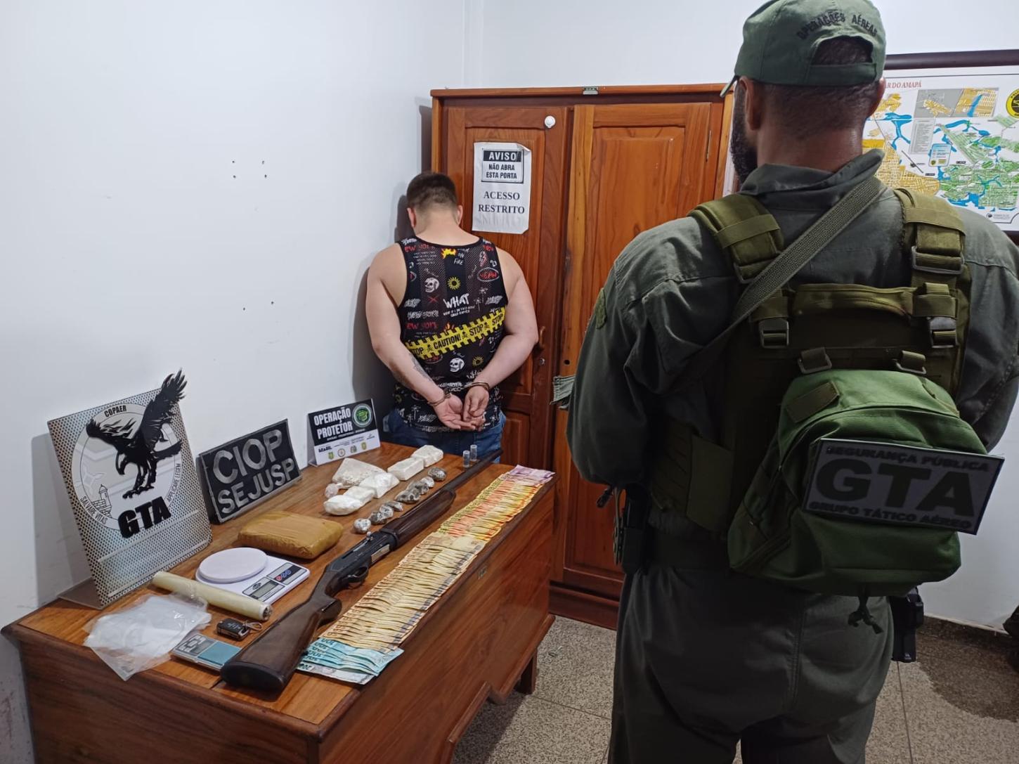 GTA apreende drogas e arma de fogo durante Operação Protetor