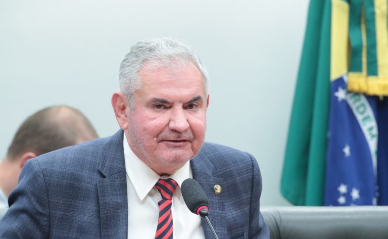 Governo deve recompor R$ 14,5 bilhões do Orçamento ao longo deste ano