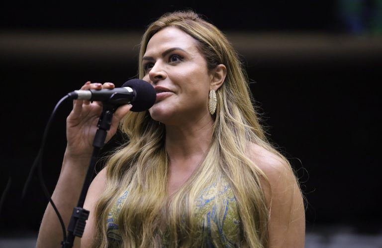 Projeto proíbe bacharéis de Direito condenados por violência contra mulher de se inscreverem na OAB