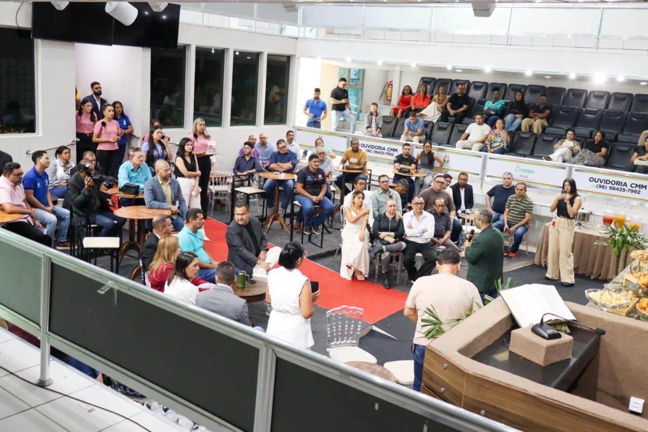 Câmara de Macapá promove café da manhã especial em homenagem aos jornalistas amapaenses