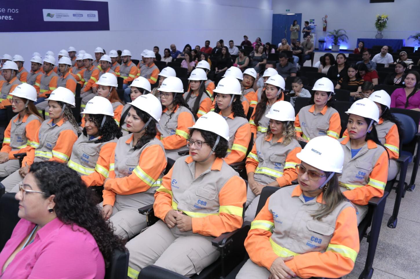 Curso gratuito para eletricistas oferece 50 vagas no Amapá com ajuda de custo e certificação do Senai