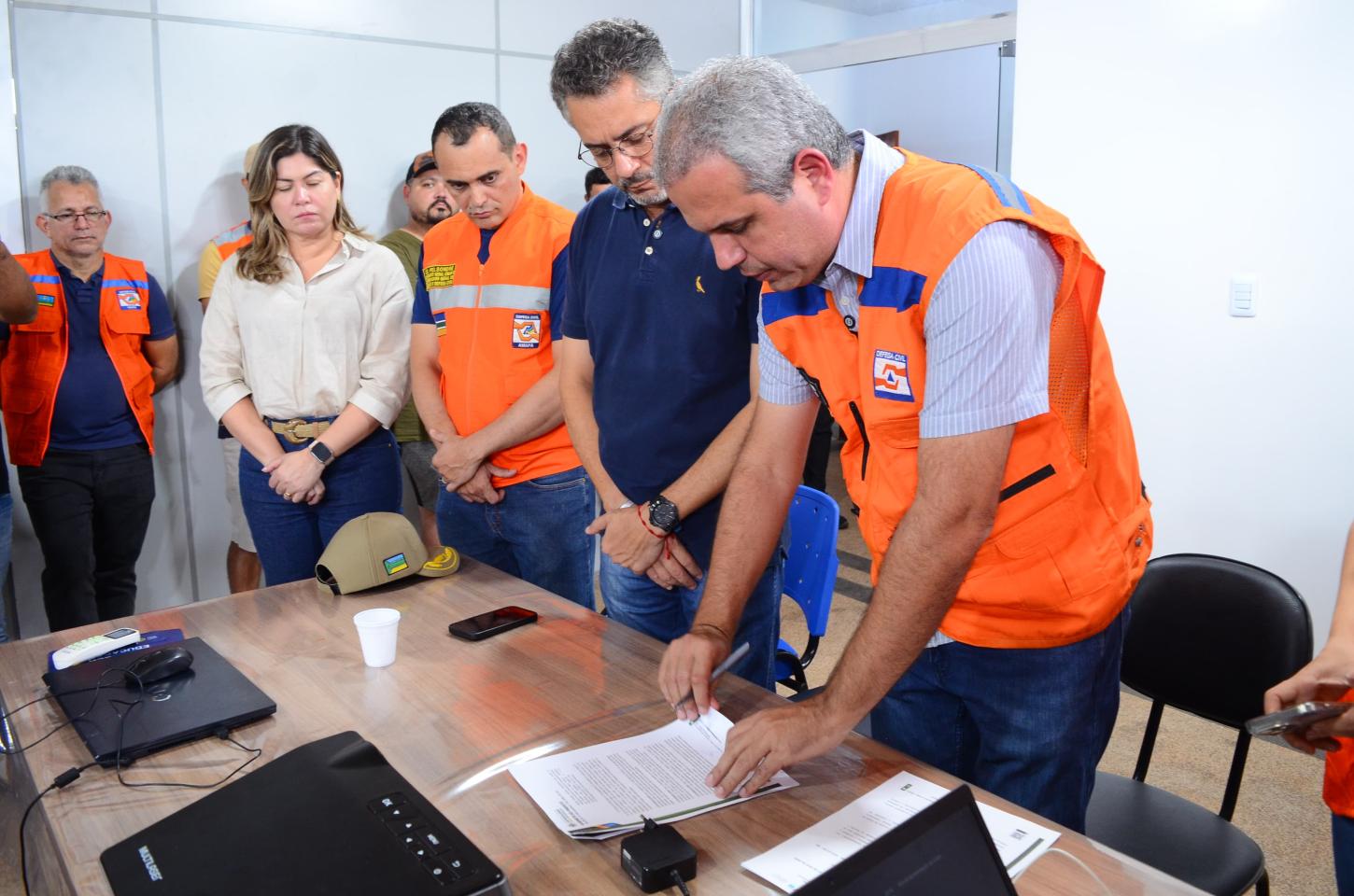 Governo do Amapá decreta situação de emergência em três municípios após fortes chuvas e inundações