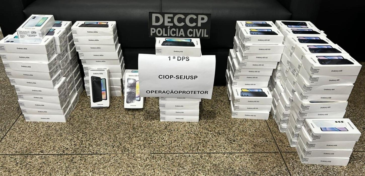 Mulher é presa com 155 celulares furtados em embarcação no Porto de Santana