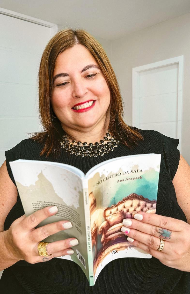 Ana Anspach lança novo livro de poemas com olhar poético sobre a experiência feminina