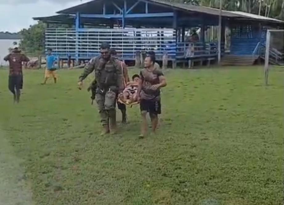 Homem é picado por cobra 'comboia' em área de difícil acesso no Pará e resgatado de helicóptero pelo GTA