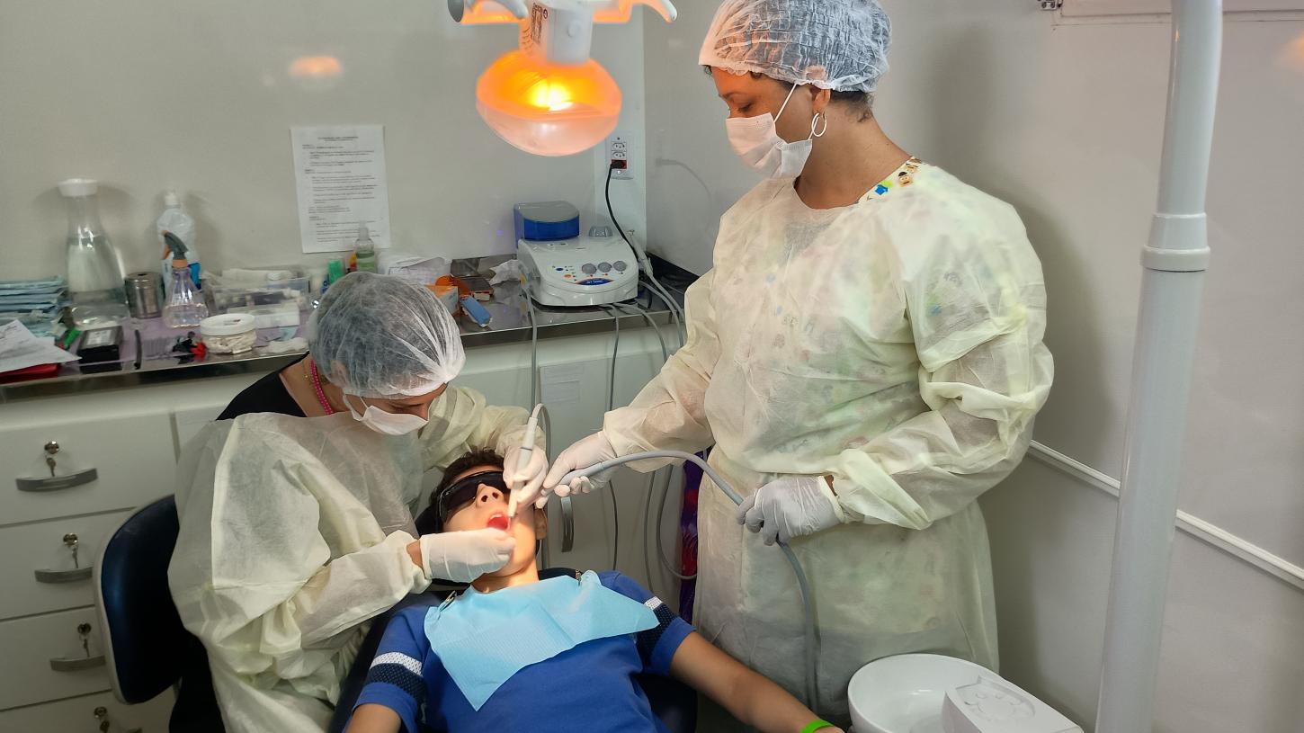 Mais Sorriso Azul leva atendimento odontológico humanizado para crianças autistas na Zona Sul de Macapá