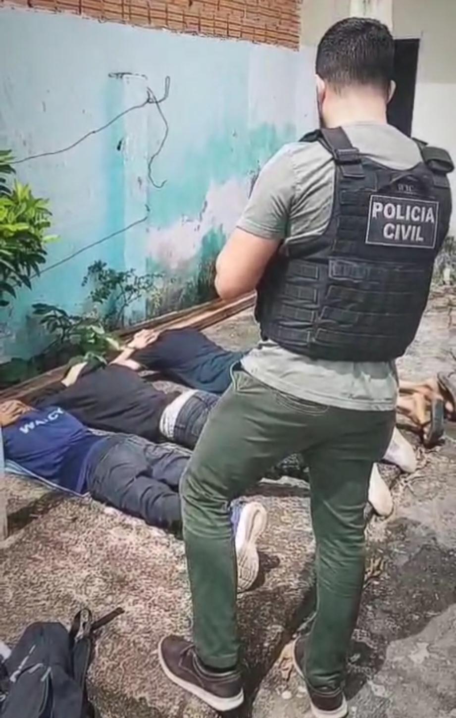 Adolescente é apreendido por tráfico de drogas em Santana após denúncia anônima