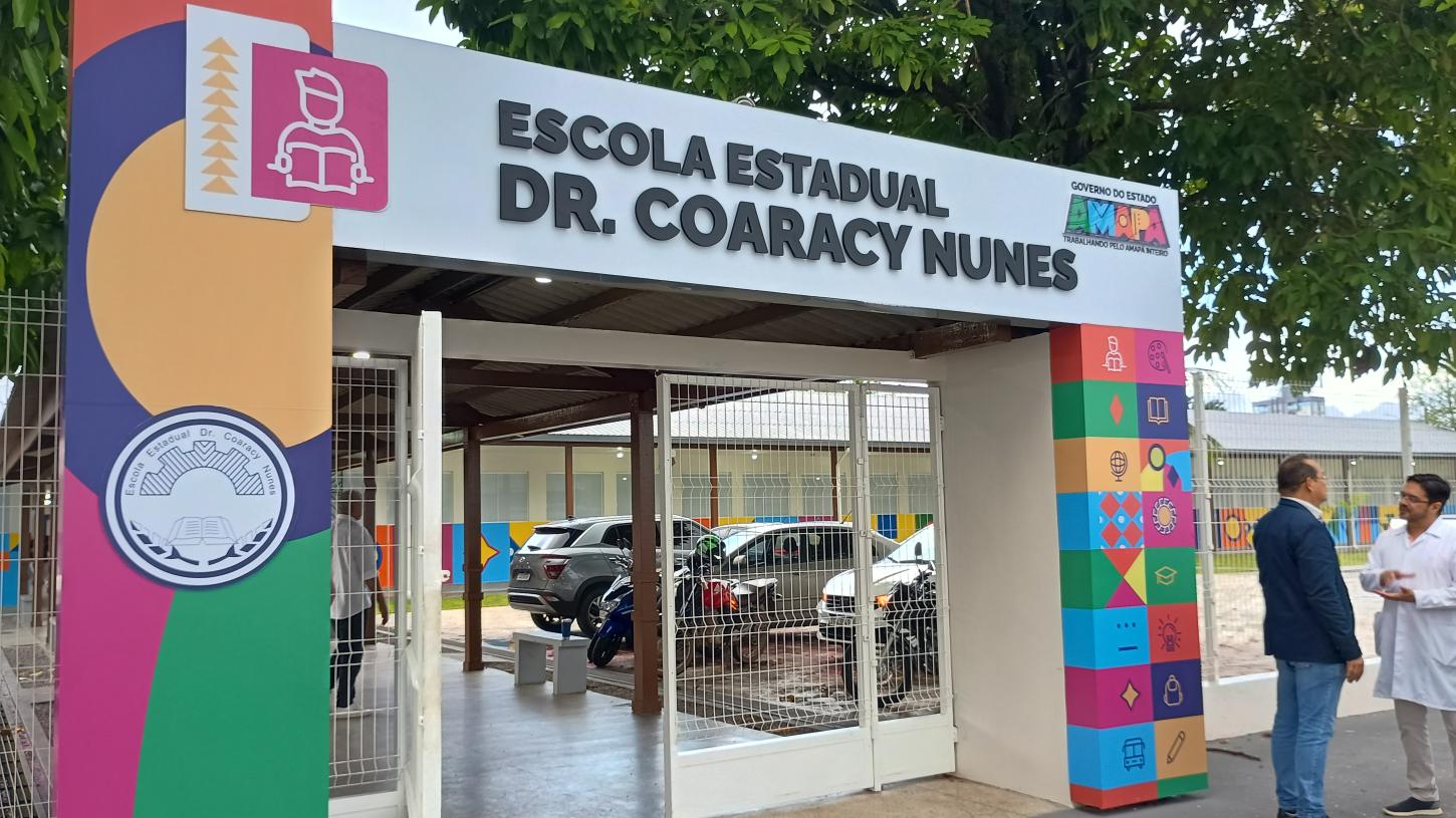 Governo do Amapá entrega Escola Estadual Dr. Coaracy Nunes totalmente reconstruída no Centro de Macapá
