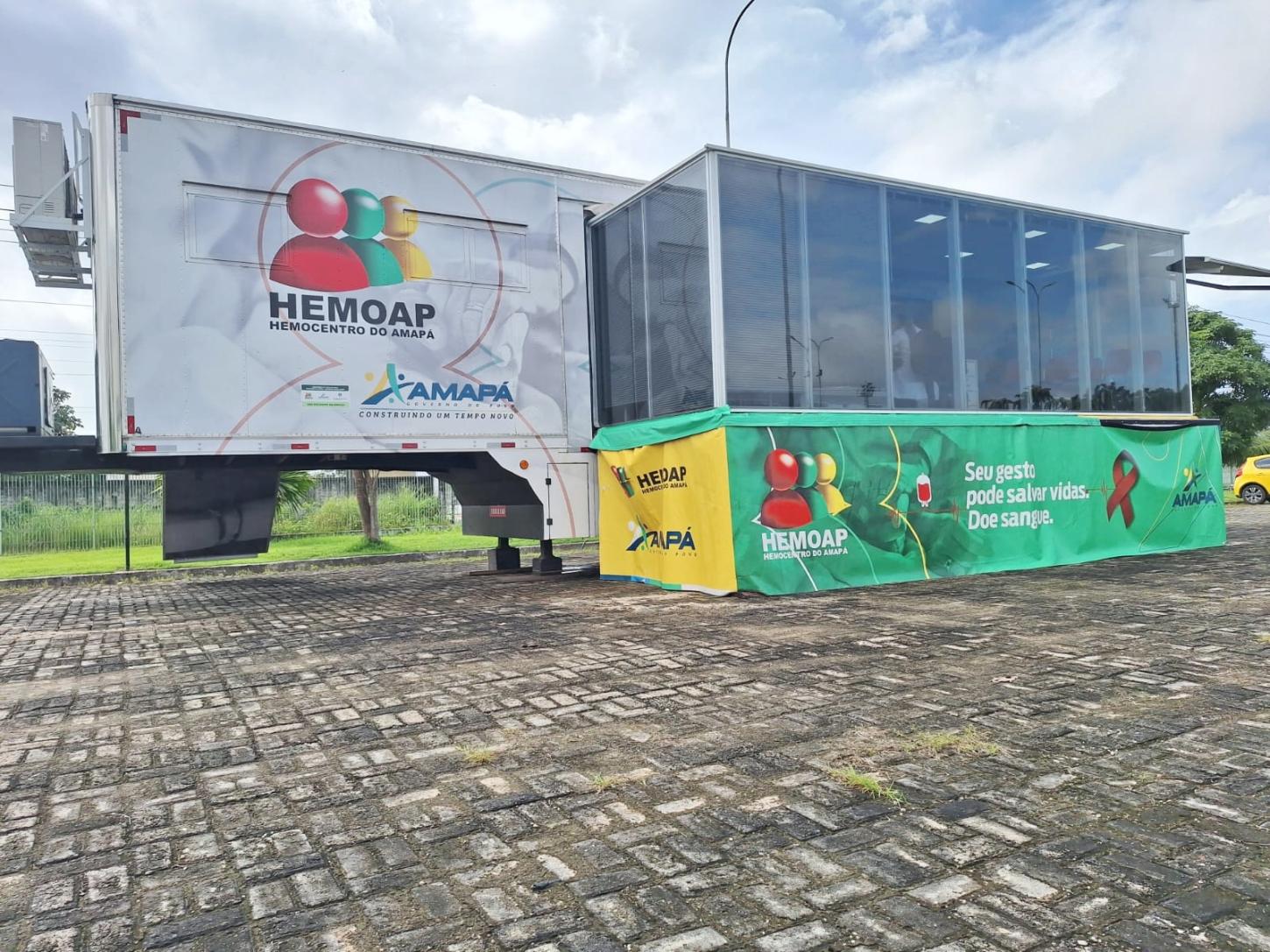 Carreta do Hemoap reforça doações de sangue no HU durante as férias