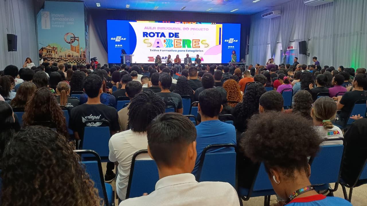 Mais de 700 jovens iniciam formação no Amapá Jovem com a ‘Trilha Rotas de Saberes’
