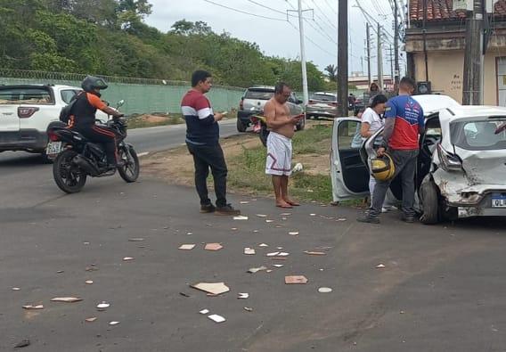 Colisão violenta deixa mulher desacordada após motorista fugir do local em Macapá