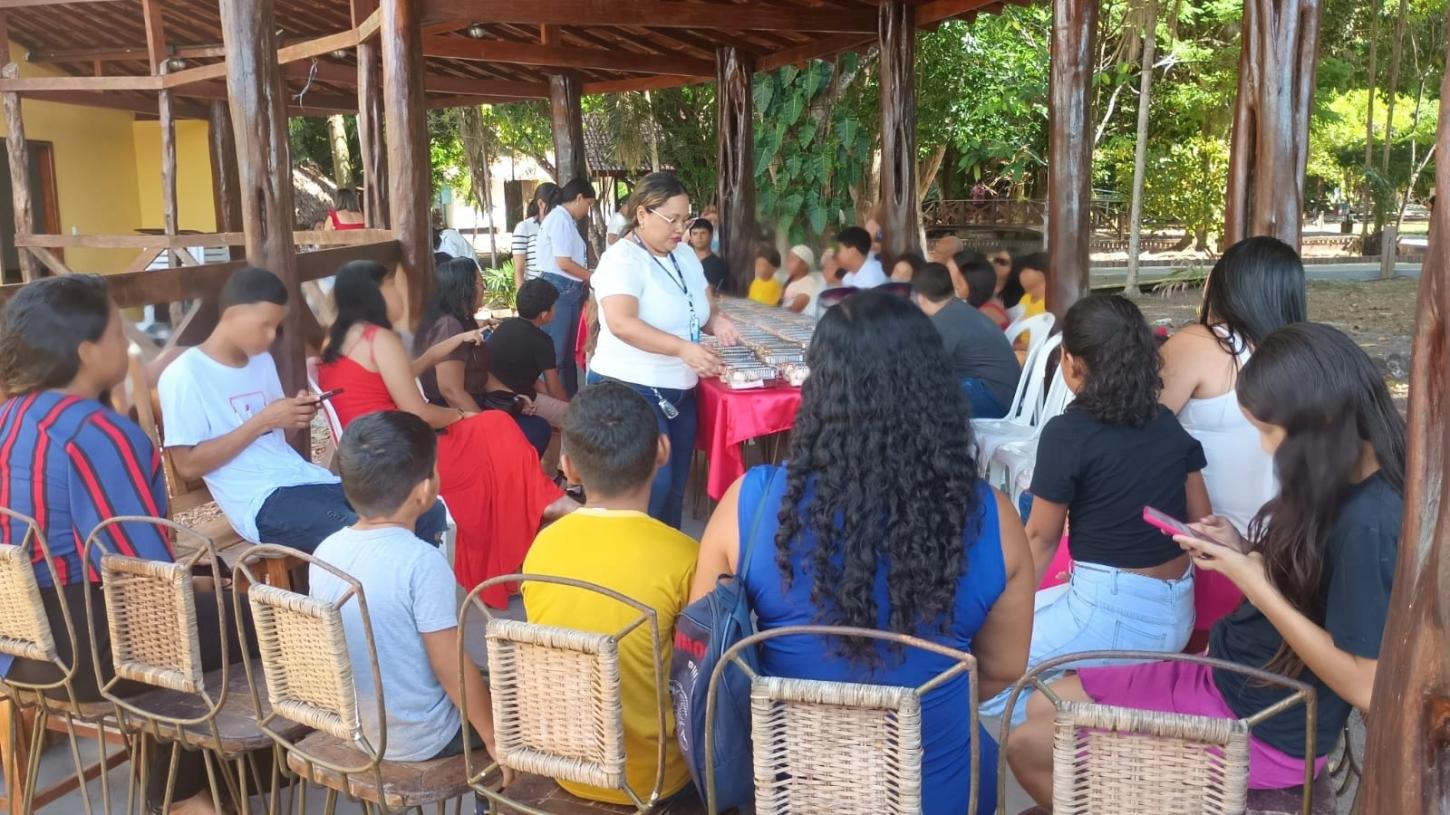 MP-AP encerra 2025 com ação natalina voltada a crianças atendidas pelo CAVINP