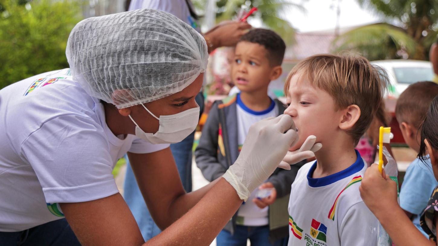 Dia B da Saúde Bucal leva prevenção e atendimento odontológico às escolas de Pedra Branca
