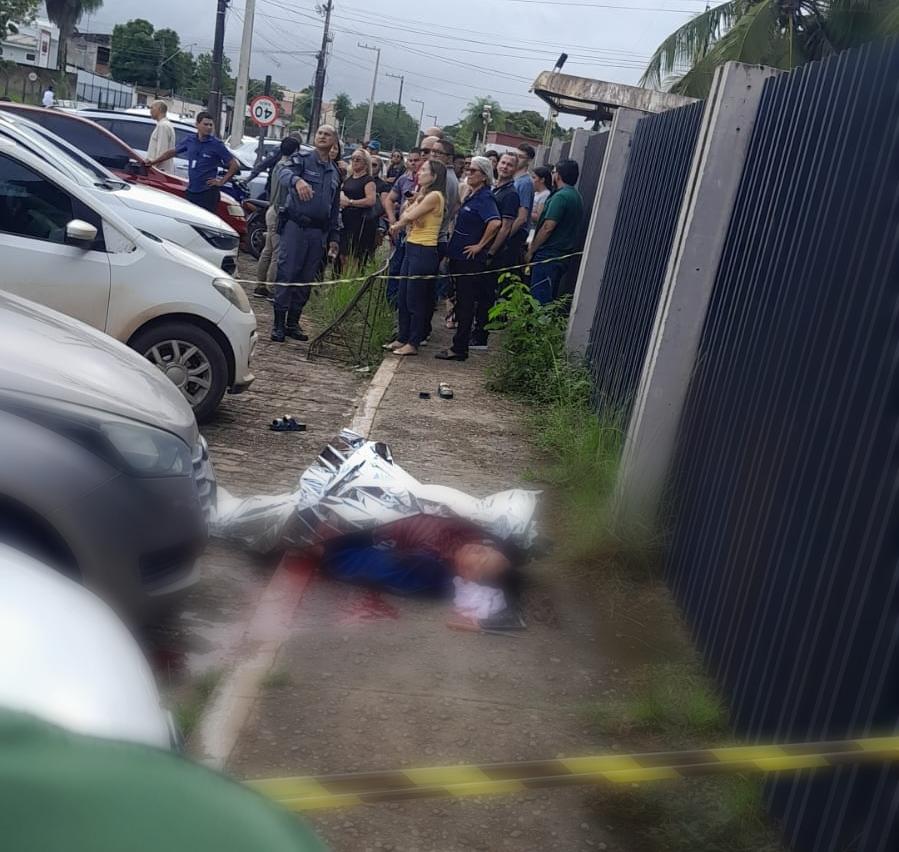 Mulher é morta a facadas em frente ao Fórum de Santana antes de audiência judicial